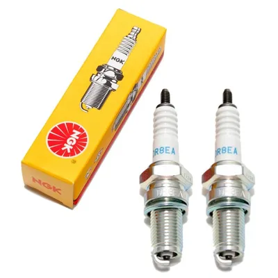 Obrázok produktu pre Sada zapaľovacích sviečok NGK 2x DR8EA zapaľovacia sviečka s interferenčným tlmením, 19,0 mm dlhý závit Ø 12,0 mm šesťhran 18,0 mm, medzera medzi elektródami 0,75 mm, tepelná hodnota 8, 6847 / 7162