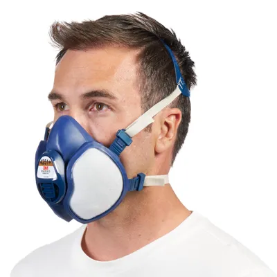 Produktbild von 3M Atemschutzmaske 4251C1 – Gebrauchsfertige Halbmaske mit Schutzstufe A1P2 für Farbspritz- & Maschinenschleifarbeiten – 1 x 3M Maske mit integriertem Filter