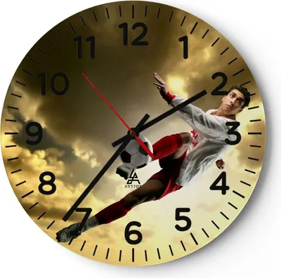 Produktbild von Wanduhr - Rund - Glasuhr - Ball Junge Fußball Training - 30x30cm - Schleichendes Uhrwerk - Lautlos - zum Aufhängen bereit - Dekoration Modern - Wanddekoration aus Glas - C4AR30x30-2106