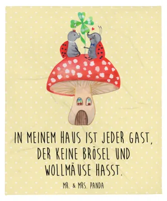Produktbild von Mr. & Mrs. Panda Tagesdecke Marienkäfer Fliegenpilz - Gelb Pastell - Geschenk, Fleigenpilzhaus, Haus, Decke, Bettdecke, Sofadecke, Wohnung, Lustige Sprüche, Kuscheldecke