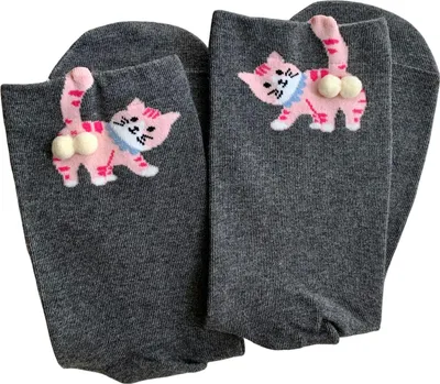 Produktbild von Niedliche Katzensocken mit Bommeln, 3D-Design, weiche Baumwollsocken, lustige Tiersocken für Frauen und Katzenliebhaber