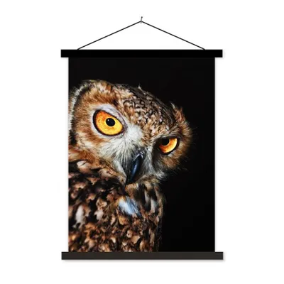 Produktbild von MuchoWow® Textilposter Eule - Schwarz - Gelb 60x80 cm mit schwarzem Rahmen - Plakathalter