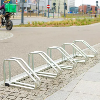 Produktbild von REKORD SPARTAN PRO 206 x 30 x 47 cm Fahrradständer  für 5  Fahrräder aus Galvanisch Verzinktem Stahl wetterfest Fahrradparker für Außenbereich
