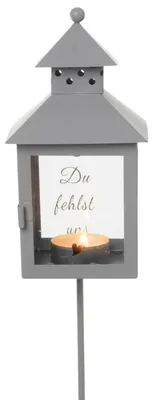 Produktbild von Laterne Grablicht aus Metall zum Stecken H 50 cm - Grau "Du fehlst uns...." Gedenklicht Friedhof Deko zum Stecken Grablaterne Grablicht