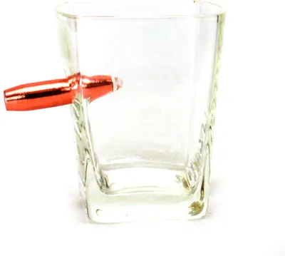 Produktbild von Last Man Standing Whiskeyglas mit Patrone im Glas