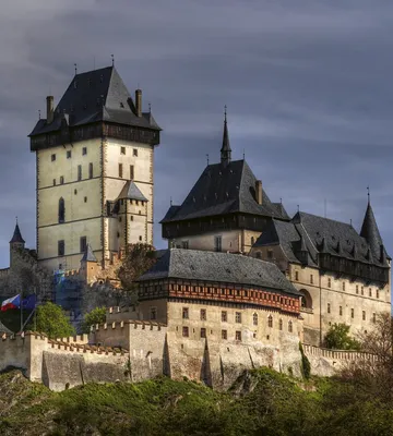 Obrázek produktu pro Dimex fototapeta MS-3-0032 Karlštejn 225 x 250 cm