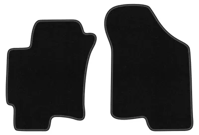 Image de Tapis avant en moquette pour Hyundai Coupe II GK 2001-2008 (coupé) – 2 pièces, noirs, sur mesure – Wielganizator BASIC