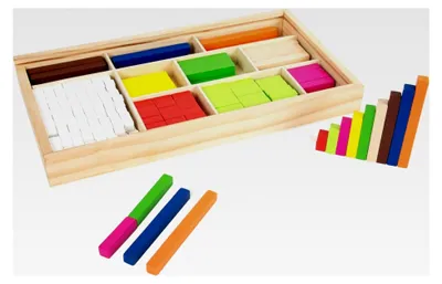 Produktbild von Rechenstäbchen aus Holz zum Erlernen des kleinen 1x1, 308 bunte Stäbchen in einer Box, ab 5 Jahren