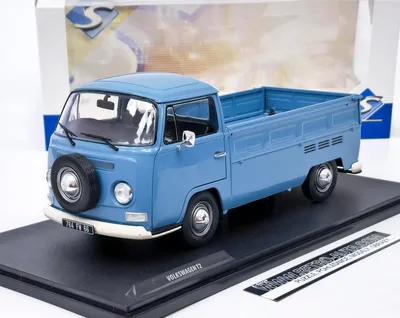 Produktbild von Solido 421186370 VW T2 Pritsche 1968 blau 1:18