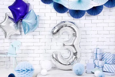 Produktbild von PartyDeco Folienballon Zahl 3 86 cm silber