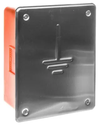 Obrázok produktu pre Kryt pre pripojenie systému ochrany pred bleskom, rozmer 218x168x80 mm, materiál: nehrdzavejúca oceľ (INOX), model 35.02