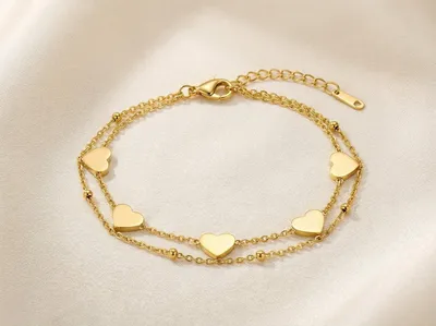Produktbild von Lundholm Armband Damen Vergoldet my Lisan – Edelstahl PVD Gold – Doppellagig Herzdetails – Verstellbar – Hypoallergen  Wasserfest Jewellery