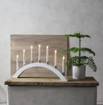 Produktbild von Best Season Fensterleuchter "Tall-Bow" 7-flammig ca.40 x 67 cm aus Holz/Metall, Farbe weiß