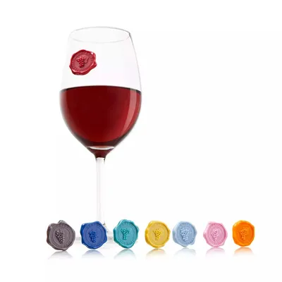Produktbild von Vacu Vin Glasmarker Klassik Siegel 8er Set, Motiv Weintraube, Glasmarkierungen, Ansteck-Marker, Partyzubehör, Silikon, Bunt, 1886461