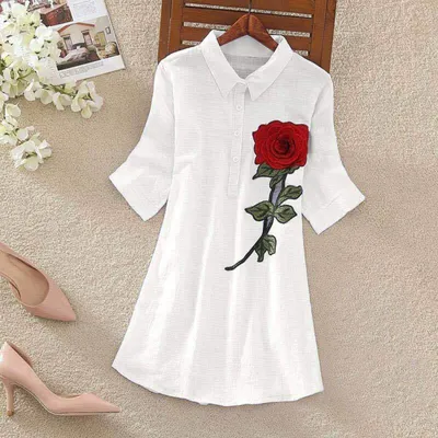 Image de Chemise décontractée pour femmes - Manches courtes - Blanche