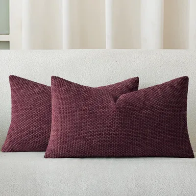 Image de Lot de 2 housses de coussin, 30 x 50 cm, coussins décoratifs en chenille bordeaux, lavables et doux, pour canapé, salon, chambre à coucher