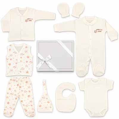 Produktbild von BLUE EYES Baby Geschenk Set 8-teilig, 100% Baumwolle, , Neugeborenen Erstausstattung 0–4 Monate, Stern-Creme
