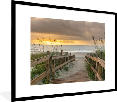 Produktbild von MuchoWow® Gerahmtes Poster Strand - Meer - Düne - Weg 80x60 cm - Poster mit Schwarzem Bilderrahmen Wandposter Rahmen Foto Bilder - Schlafzimmer-Dekorationen - Fotoposter
