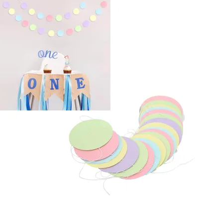 Image de guirlande de papier multicolore en 5 parties avec points pastel réutilisables