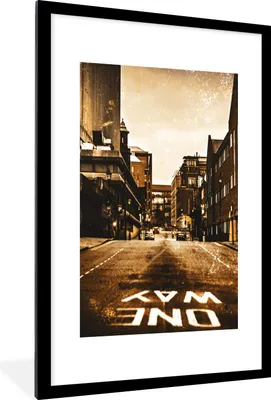 Produktbild von MuchoWow® MuchoWow® Gerahmtes Poster Straßen - Gold - Stadt 60x90 cm - Poster mit zchwarzem Bilderrahmen - Dekoration - Wandposter Wohnzimmer - Hochwertig