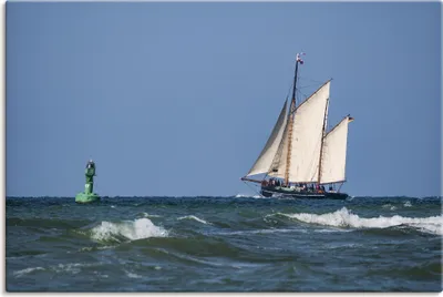 Produktbild von ARTland Leinwandbild Segelschiff auf der Ostsee Größe: 90x60 cm