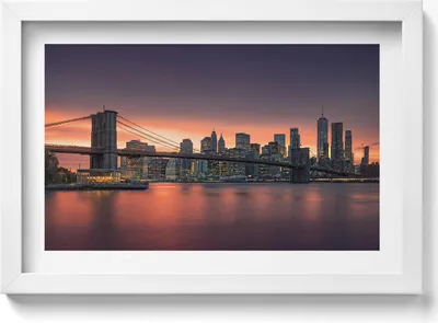 Produktbild von New Yorker East River– Wandbild mit Rahmen – Gerahmtes Bild  – Wanddekoration – 30x20 cm –  Weiß Rahmen