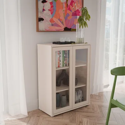 Produktbild von Forte ALICE SPRINGS Vitrinenschrank 80, modern-minimalistisch, 4 Einlegeböden, 2-türig, Wohnzimmer/Schlafzimmer, Holzwerkstoff, Kaschmir Beige, 74,5 cm breit x 99,1 cm hoch x 34,9 cm tief