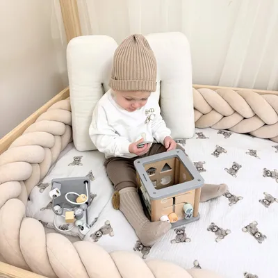 Immagine prodotto di Cubo di legno Montessori per le abilità motorie - gioco di apprendimento 5 in 1 per i più piccoli