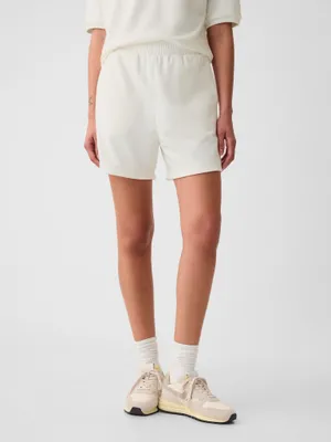 Produktbild von Gap Jogginghose, Größe XL, mit Logo, elastischem Bund und Seitentaschen