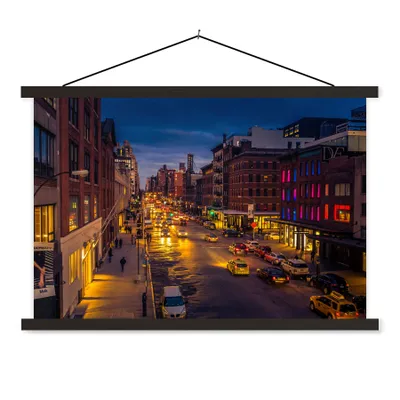 Produktbild von MuchoWow® Textilposter New York - Nacht - Taxi 90x60 cm mit schwarzem Rahmen - Aufhängungssatz
