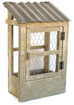Imagen del producto de Jardinera de madera y alambre, dimensiones 20,5 x 12 x 33 cm, con interior de plástico