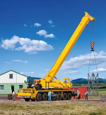 Produktbild von Kibri 13012 - H0 LIEBHERR Teleskopkran 1120 mit Gitterspitze - Neu