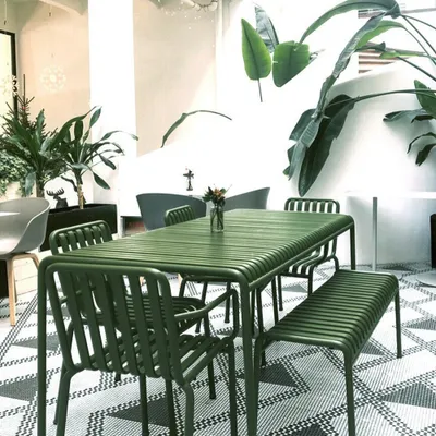 Produktbild von Outdoor Essgruppe Tisch und Stuhlkombination Set aus Eisen garten Tisch und Stuhlset für den Außenbereich Dunkelgrün 160CM