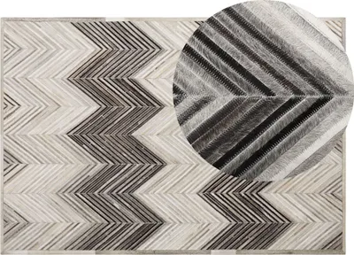 Produktbild von BELIANI Teppich Grau 140 x 200 cm aus Leder mit Zackenmuster Handgefertigt Rechteckig Modern