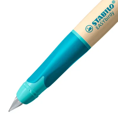 Immagine prodotto di STABILO 5014/27-41 Stilografica per la scuola EASYbirdy® Timber - per destrorsi Pennino A, colore verde/legno, inclusa cartuccia standard