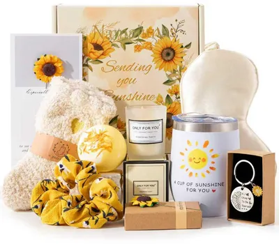 Produktbild von CarpOn Wellness-Geschenkbox für Frauen Gelb – Geschenkset mit Decke, Augenmaske & Entspannungs-Badeset