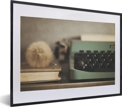 Produktbild von MuchoWow® MuchoWow® Gerahmtes Poster Schreibmaschine - Vintage - Löwenzahn 40x30 cm - Poster mit zchwarzem Bilderrahmen - Bilderrahmen - Poster im Rahmen