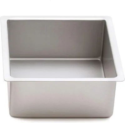 Zdjęcie produktu dla Profesjonalne danie kwadratowe wykonane z anodowanego aluminium - 40 x 40 x 10 cm