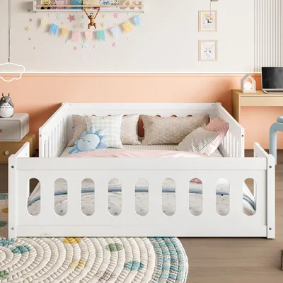 Produktbild von STILVORA Kinderbett 140x200 Holzbett mit halbgeschlossener Zaun,Plattformbett mit Geländer und kleine Öffnung,Weiß(mit Matratze)