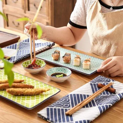 Produktbild von Famanu Sushi Set - Essstäbchen und Servierplatten - Asiatisches Geschirrset