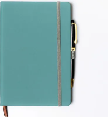 Productafbeelding van Peterson notitieboekje, formaat A5, met groene hardcover, geruit, 100 pagina's