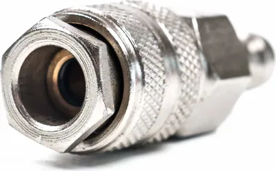Produktbild von Schnellanschluss Druckluftschlauch für LKW Mercedes Actros MP4 und DAF 106, Metall, Druck 13 kg/cm2