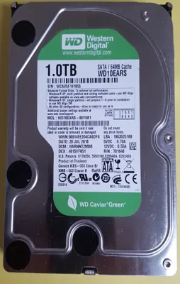 Produktbild von Western Digital WD10EARS Caviar Green 1TB interne Festplatte(8,9 cm (3,5 Zoll), 5400rpm, 8.9 ms, 64MB Cache, SATA)