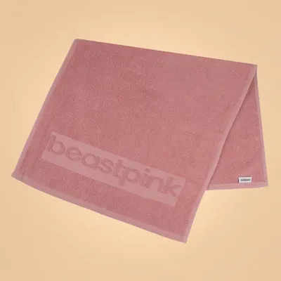 Produktbild von GymBeam - Mini Fitnessstudio-Handtuch in Pink - BeastPink