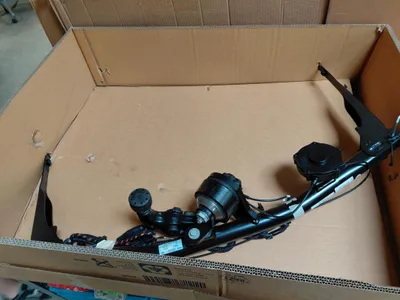 Productafbeelding van AUDI Q3 RSQ3, trekhaak, onderdeelnummer 8U0803880B