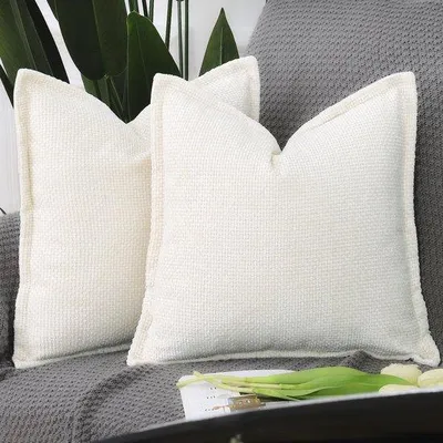 Produktbild von Ibenzoa® 2er-Set  Chenille- & Samt-Kissenhüllen mit Fransen, creme, 40 x 40 cm, verdeckter Reißverschluss