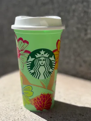 Produktbild von Starbucks 473 ml Reusable Cup Summer 25
