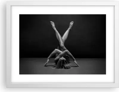 Produktbild von Gerahmtes Poster - Weißer Rahmen - Frau Gymnastik Yoga - 40x30 cm - Wand Bild - Wanddeko - Wandbilder - Kunstposter - Wandposter - Bilderrahmen - Bilder - Kunstdruck - Wanddekoration - P2WAA40x30-4957
