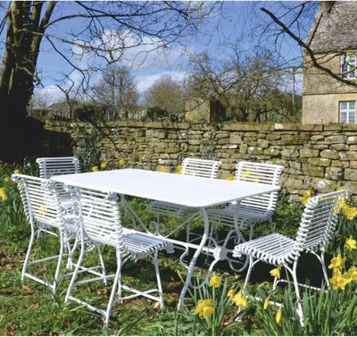 Produktbild von Casa Padrino Jugendstil Schmiedeeisen Garten Möbel Set Weiß - Garten Tisch & 6 Stühle