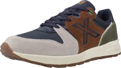 Image de Munich Sneakers 4151081 in Brown color size 42